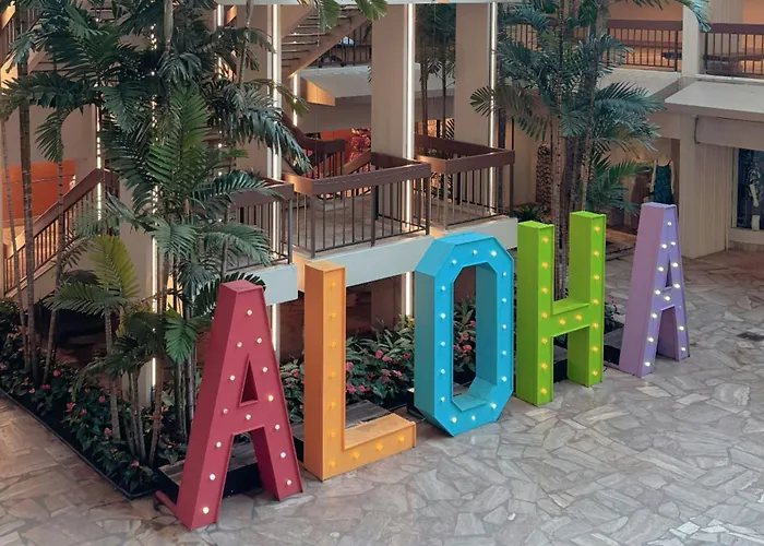 Waikiki Beach Marriott Resort & Spa