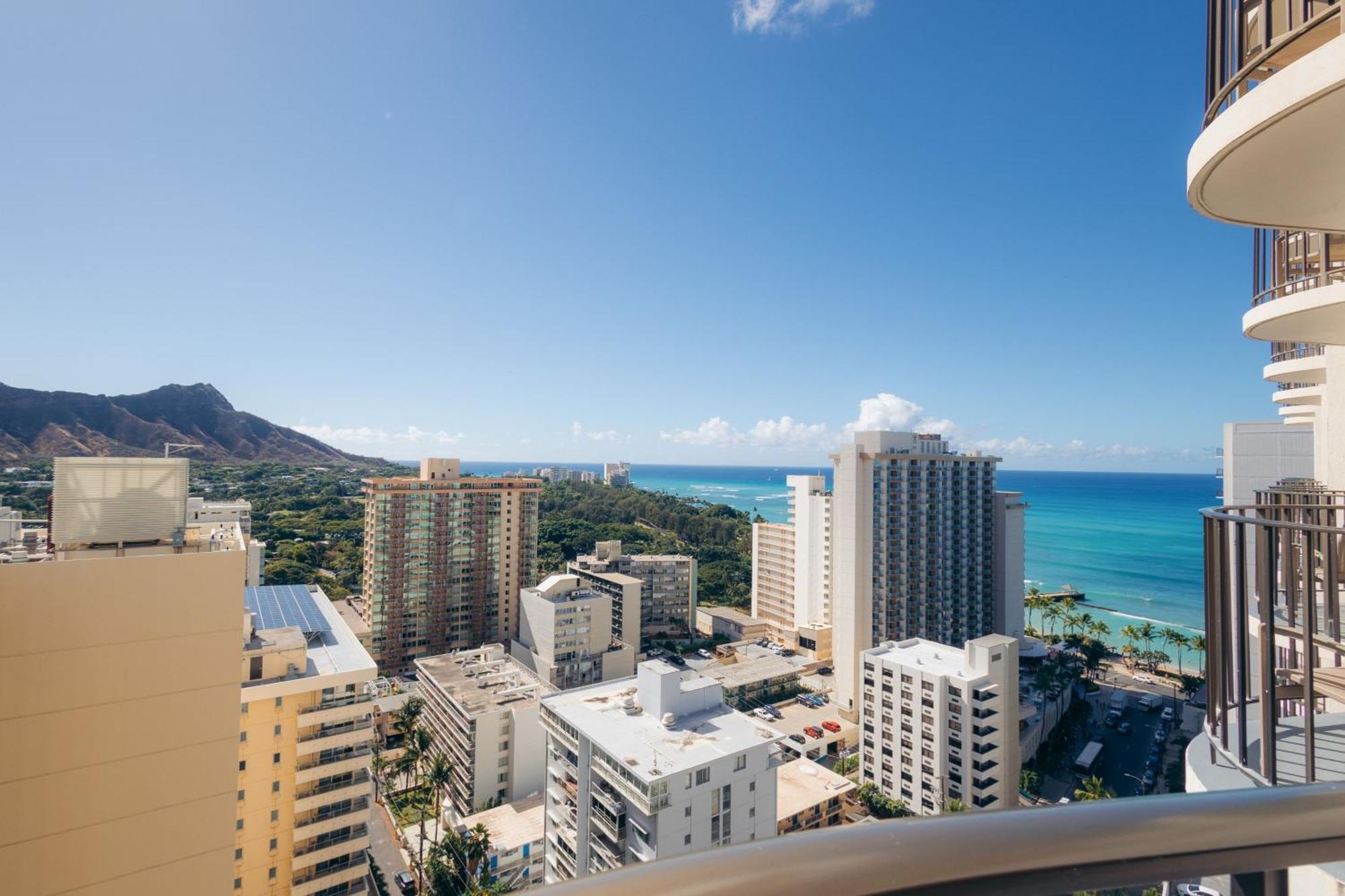 Waikiki Marriott & Honolulu